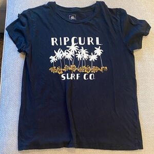 Brand new never worn. Ripcurl tshirt small womens